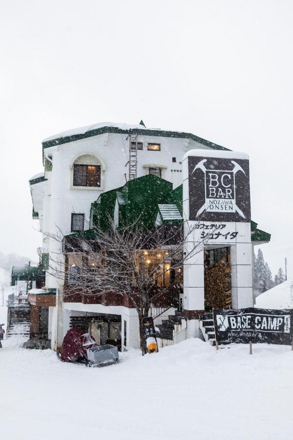 The Schneider Hotel Нодзаваонсен Экстерьер фото